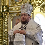 Епископ Паисий возглавил богослужение Великой субботы